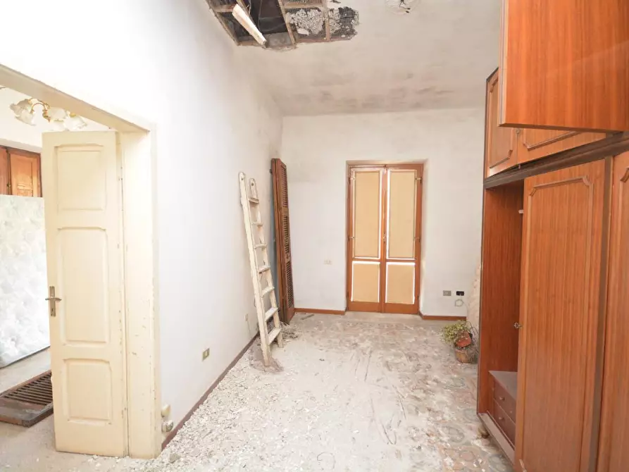 Immagine 10 di Casa semindipendente in vendita  a Montignoso