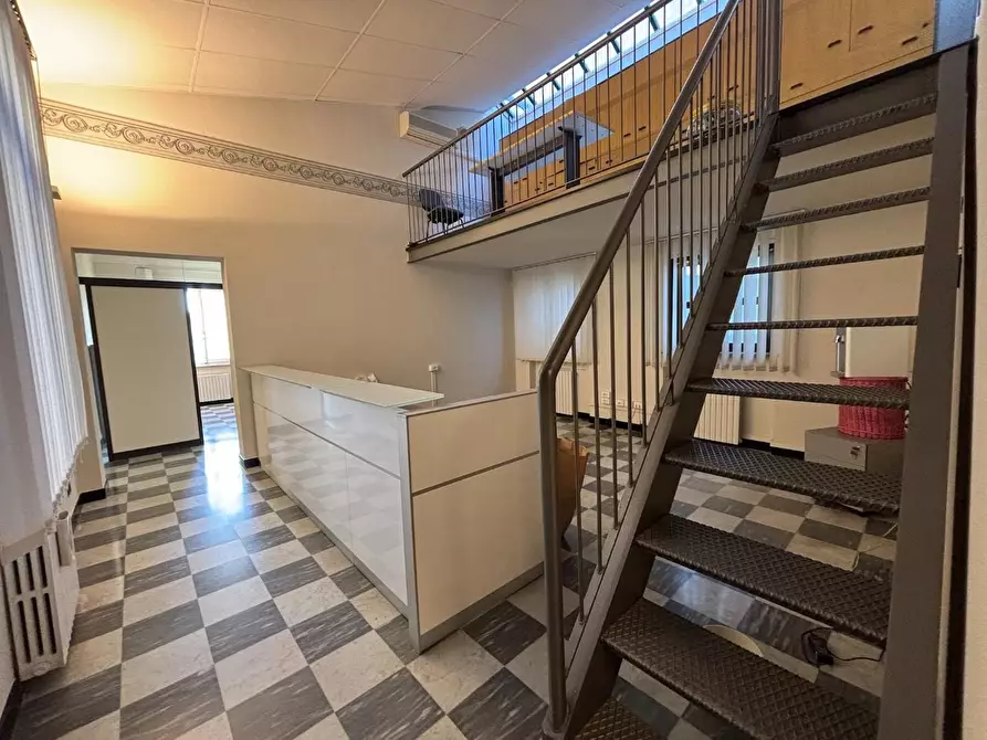 Immagine 18 di Appartamento in vendita  a Pisa