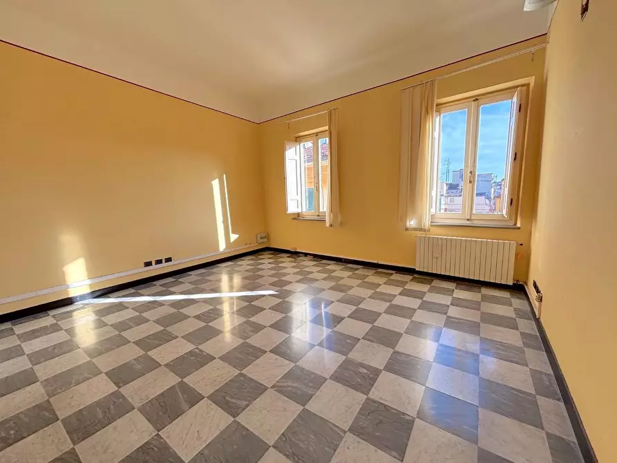 Immagine 3 di Appartamento in vendita  a Pisa
