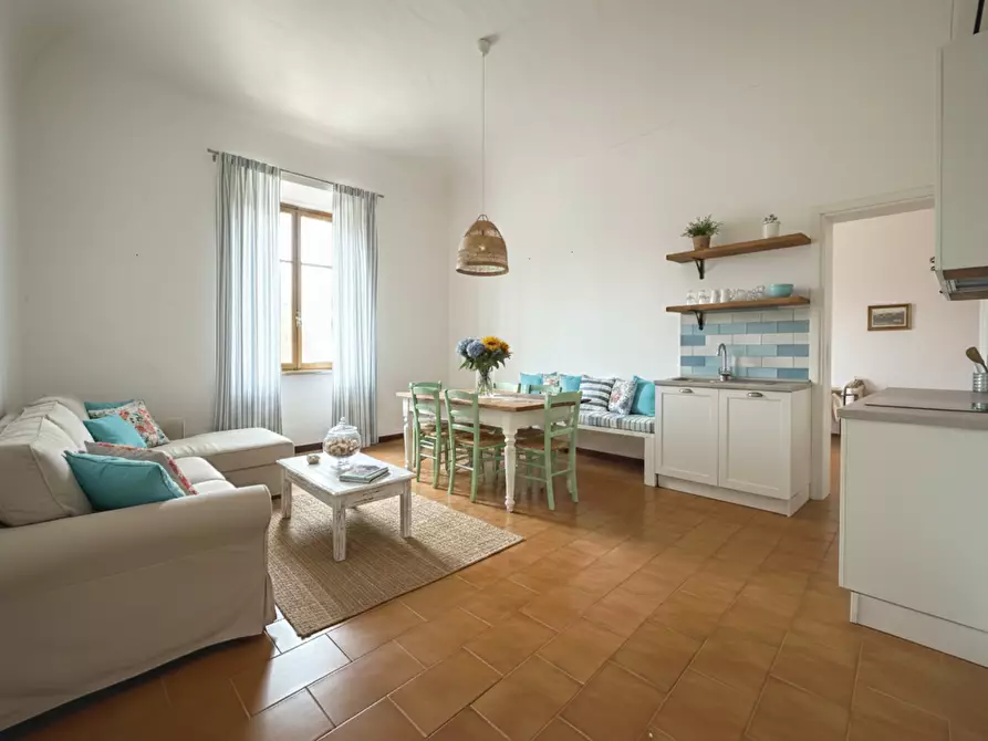 Immagine 1 di Appartamento in vendita  a Rosignano Marittimo