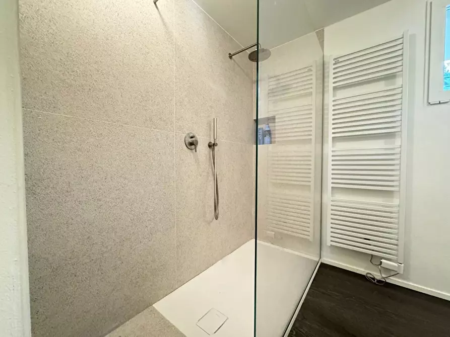 Immagine 50 di Villa in vendita  a Forte Dei Marmi