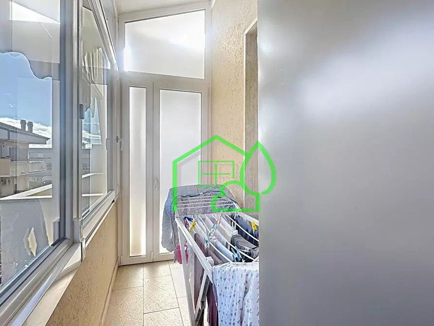 Immagine 29 di Mansarda in vendita  a Viareggio