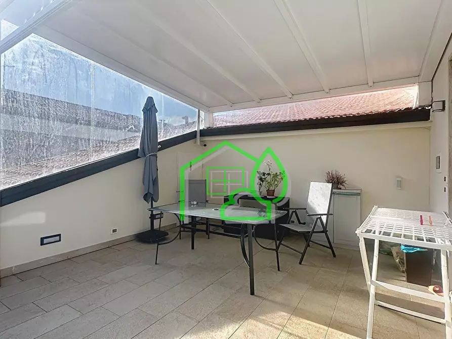 Immagine 32 di Mansarda in vendita  a Viareggio