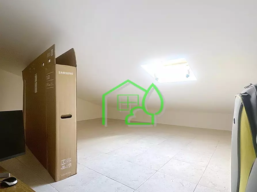 Immagine 36 di Mansarda in vendita  a Viareggio