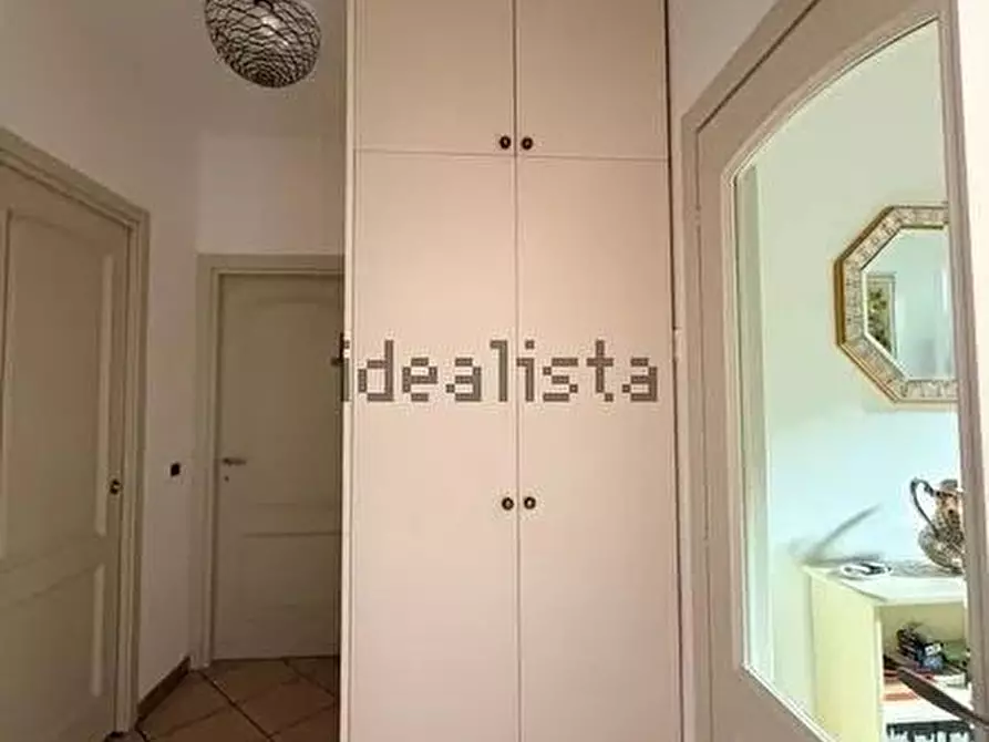 Immagine 7 di Mansarda in vendita  a Viareggio