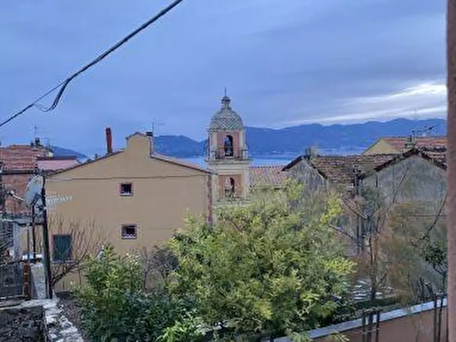 Immagine 28 di Appartamento in vendita  a Lerici