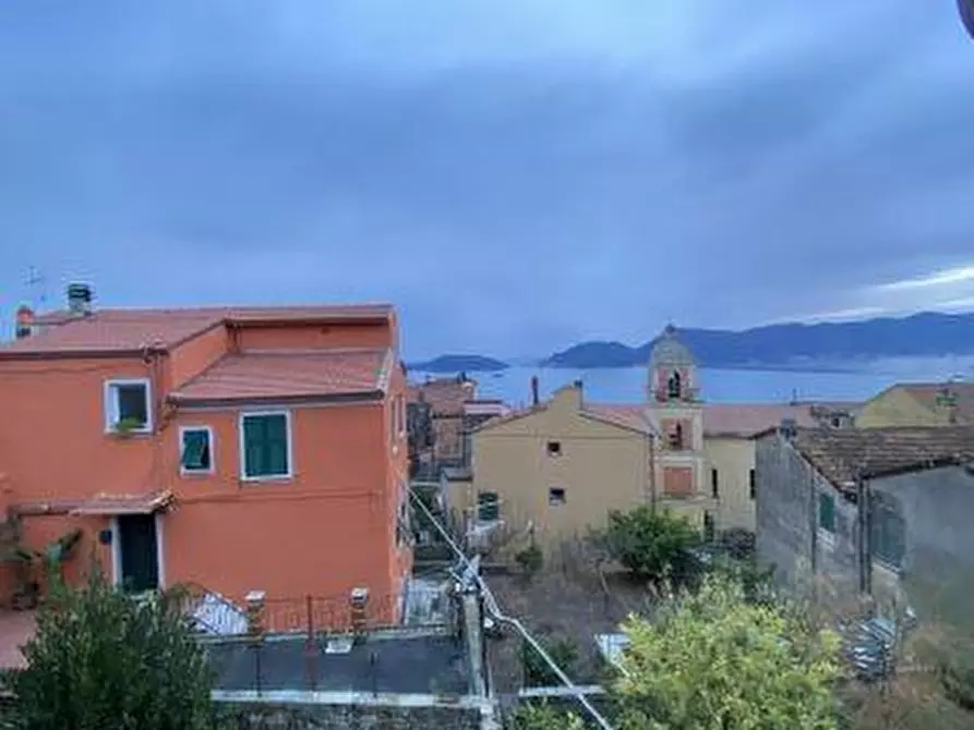 Immagine 2 di Appartamento in vendita  a Lerici