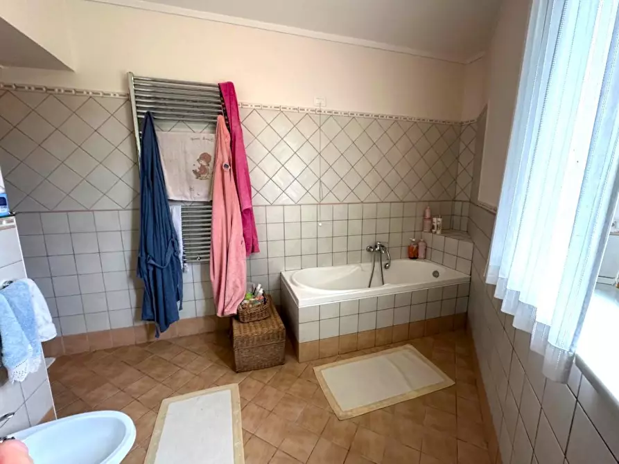 Immagine 21 di Appartamento in vendita  a Capannori