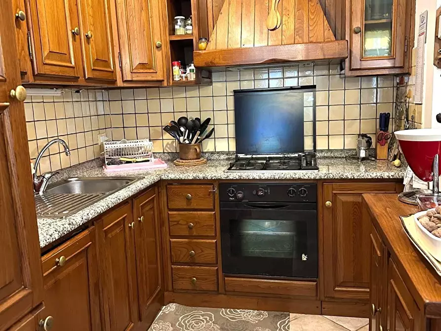 Immagine 5 di Appartamento in vendita  a Capannori