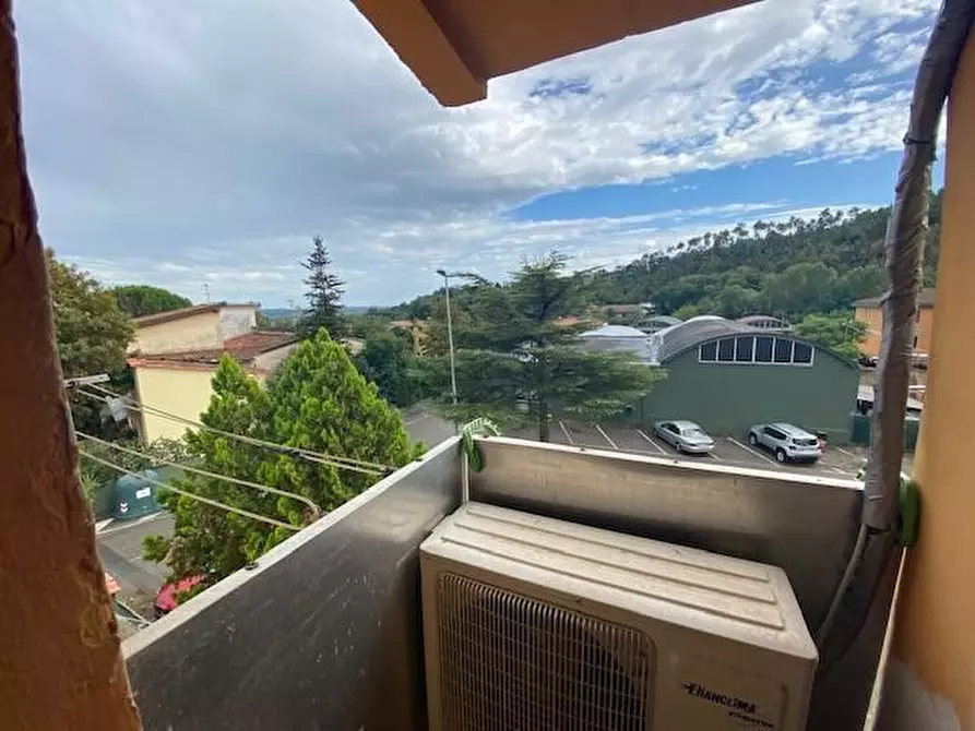 Immagine 10 di Appartamento in affitto  a Buti