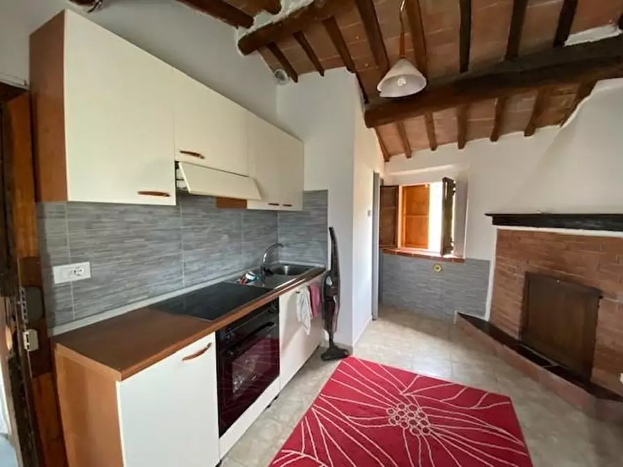 Immagine 3 di Appartamento in affitto  a Buti