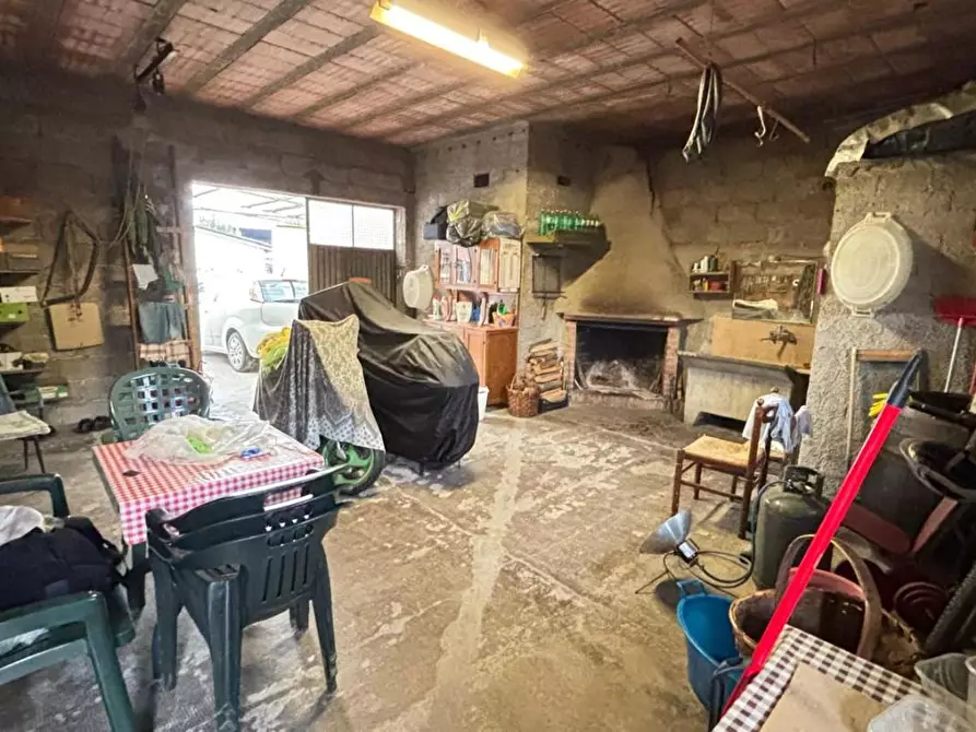 Immagine 22 di Villa in vendita  a Porcari