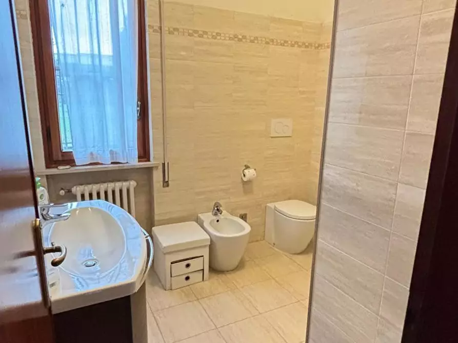 Immagine 17 di Villa in vendita  a Porcari