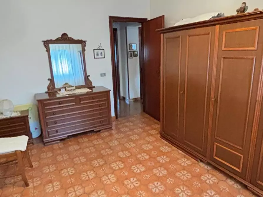 Immagine 15 di Villa in vendita  a Porcari