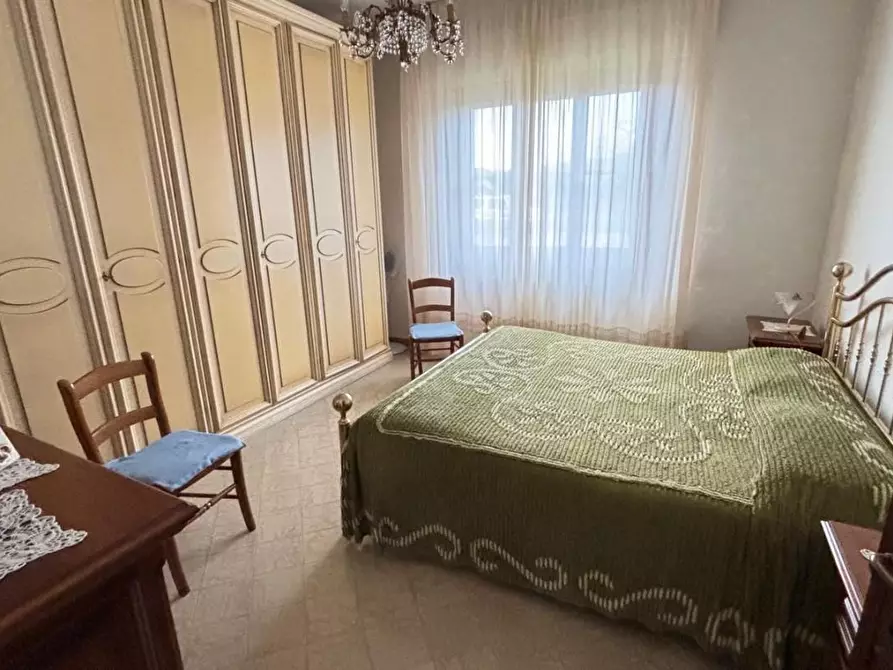 Immagine 9 di Villa in vendita  a Porcari