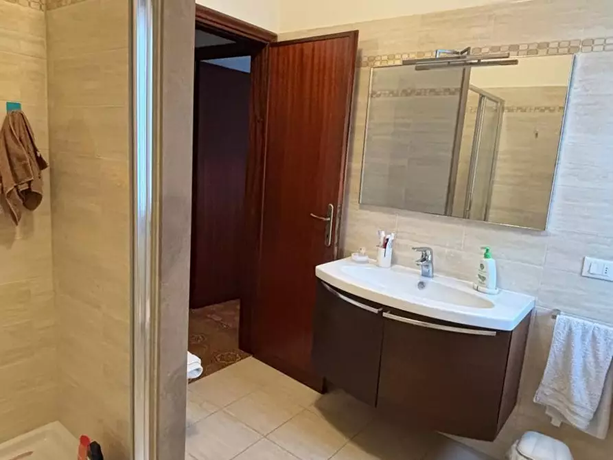 Immagine 19 di Villa in vendita  a Porcari