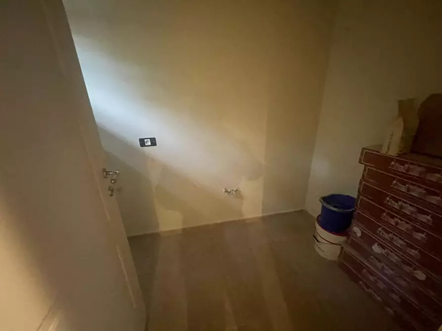 Immagine 24 di Appartamento in vendita  a Lucca