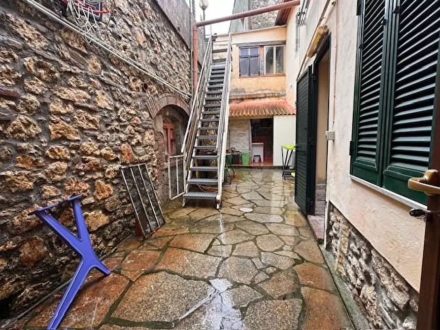 Immagine 2 di Villetta a schiera in vendita  a Rosignano Marittimo