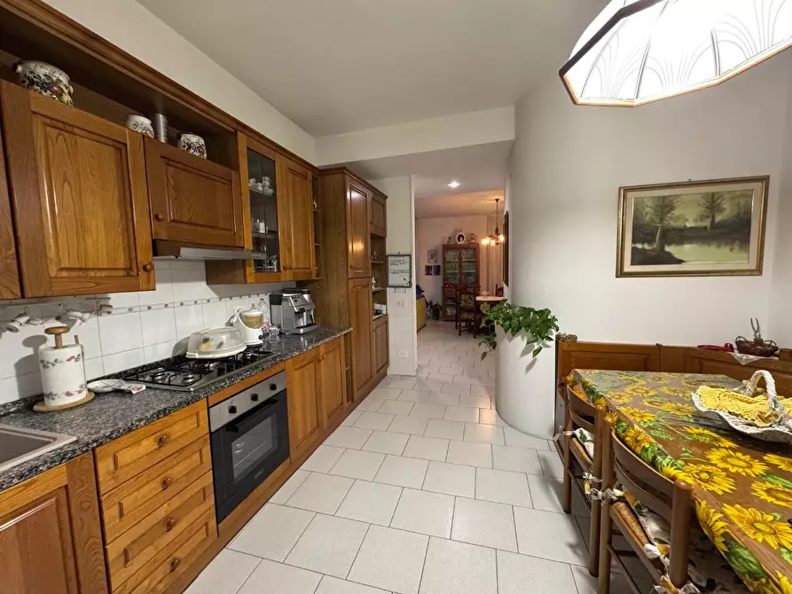 Immagine 9 di Appartamento in vendita  a Castelfiorentino