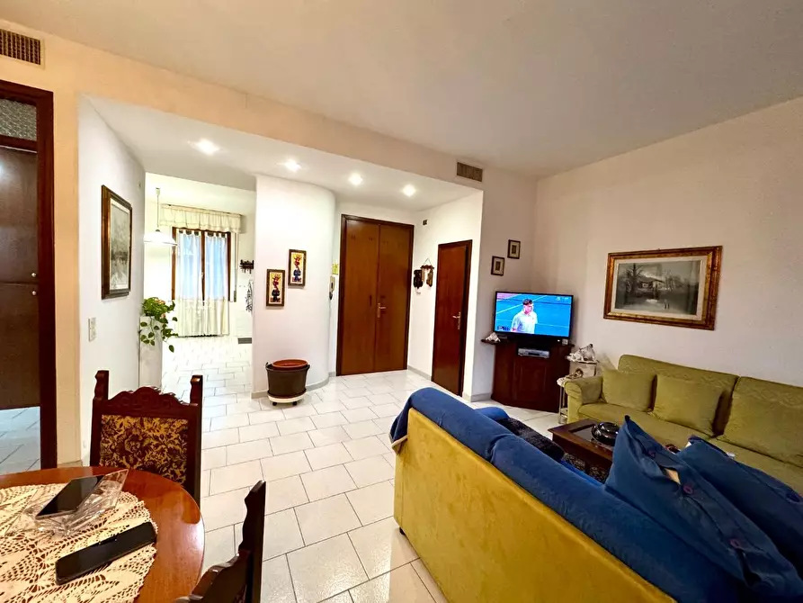 Immagine 2 di Appartamento in vendita  a Castelfiorentino