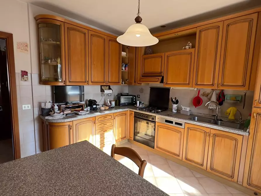 Immagine 7 di Appartamento in vendita  a Siena