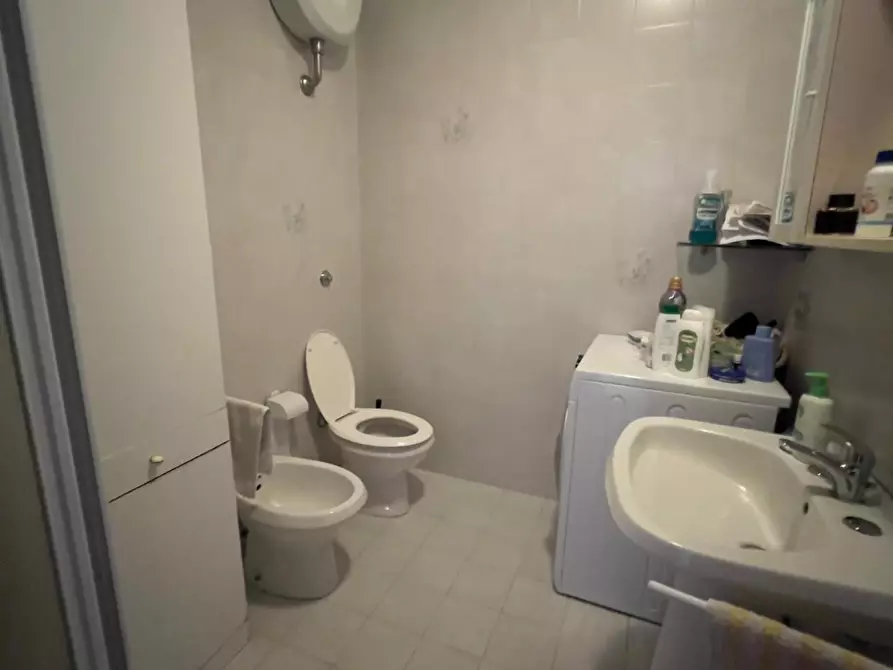 Immagine 18 di Appartamento in vendita  a Siena