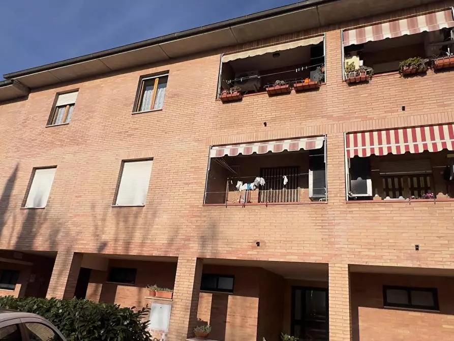 Immagine 1 di Appartamento in vendita  a Siena