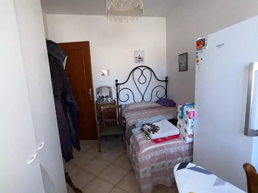 Immagine 22 di Appartamento in vendita  a Siena