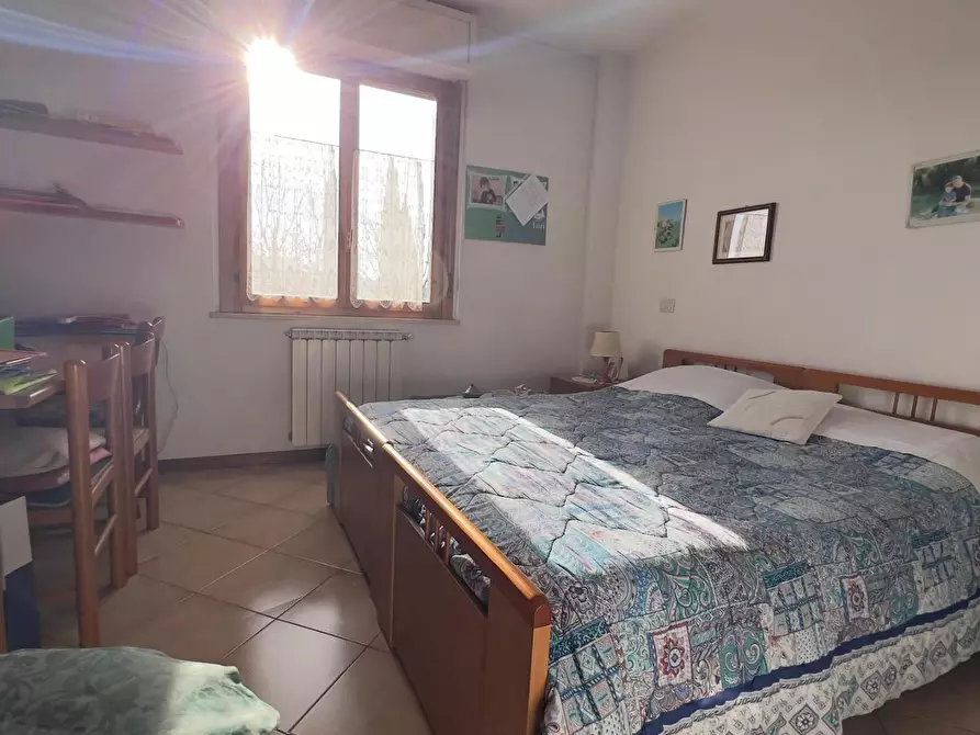 Immagine 14 di Appartamento in vendita  a Siena