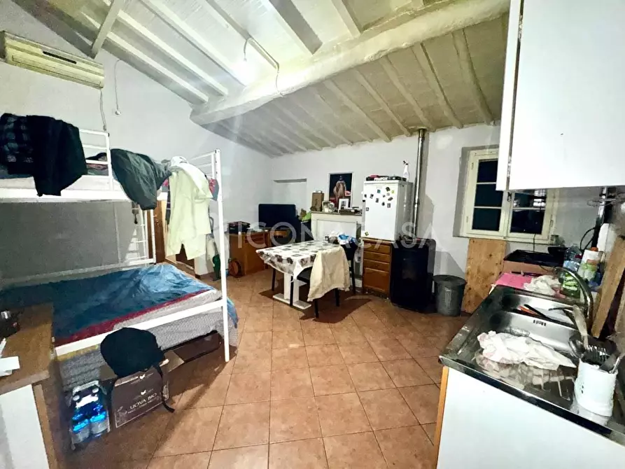 Immagine 2 di Appartamento in vendita  a Buti