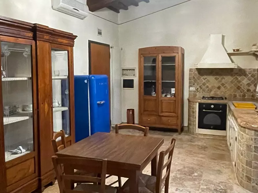 Immagine 21 di Appartamento in affitto  a Vicopisano