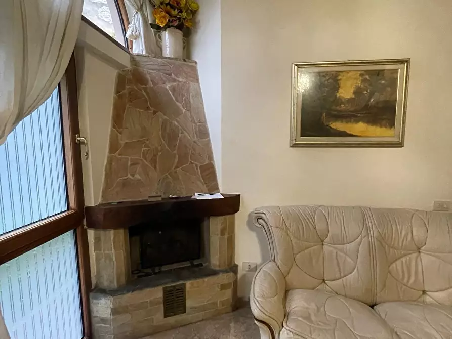 Immagine 25 di Appartamento in affitto  a Vicopisano