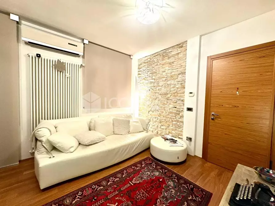 Immagine 5 di Appartamento in vendita  a Santa Maria A Monte