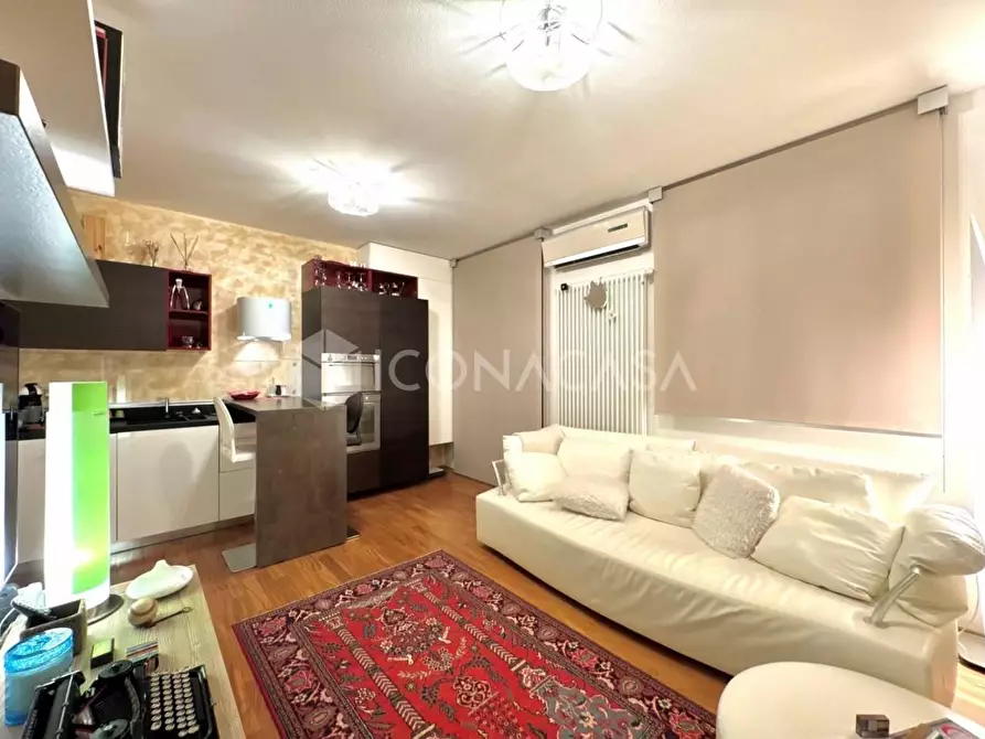 Immagine 3 di Appartamento in vendita  a Santa Maria A Monte