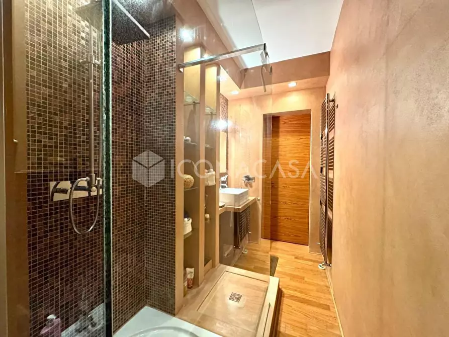 Immagine 13 di Appartamento in vendita  a Santa Maria A Monte