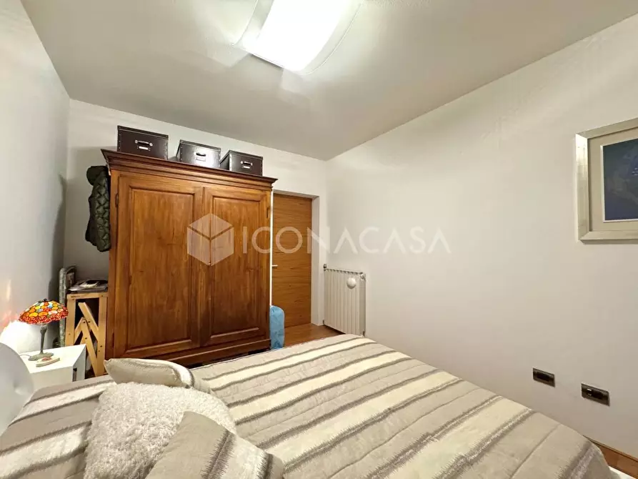 Immagine 18 di Appartamento in vendita  a Santa Maria A Monte