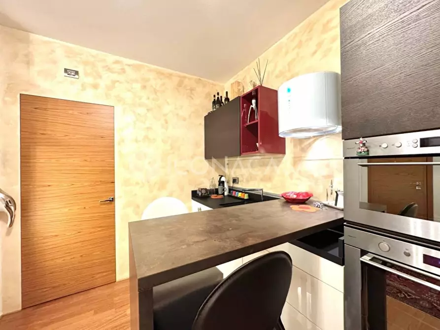 Immagine 8 di Appartamento in vendita  a Santa Maria A Monte