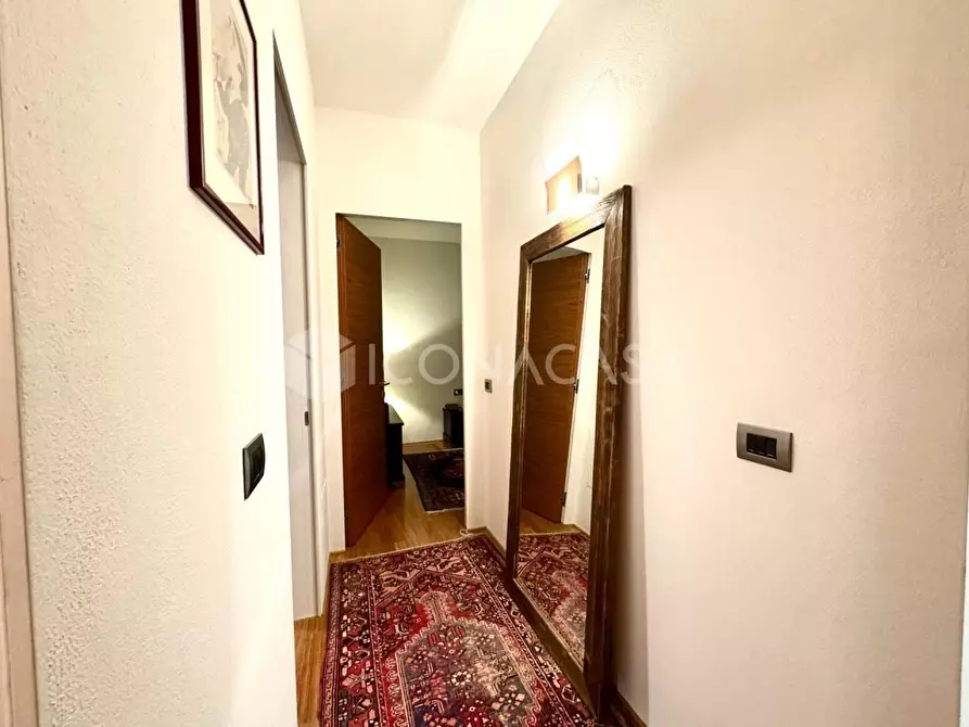 Immagine 12 di Appartamento in vendita  a Santa Maria A Monte