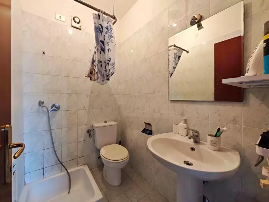 Immagine 17 di Appartamento in vendita  a Sarzana