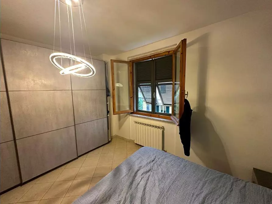 Immagine 10 di Appartamento in vendita  a Sarzana