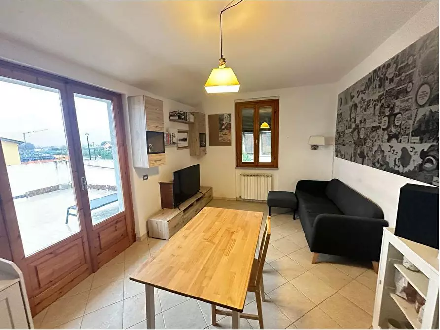 Immagine 3 di Appartamento in vendita  a Sarzana