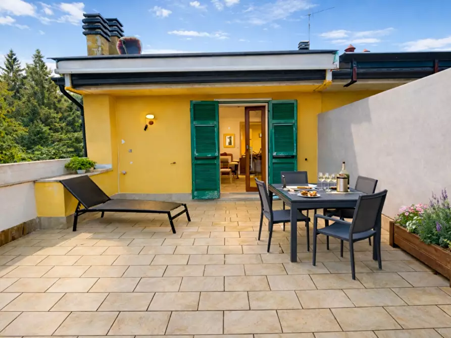 Immagine 13 di Appartamento in vendita  a Sarzana