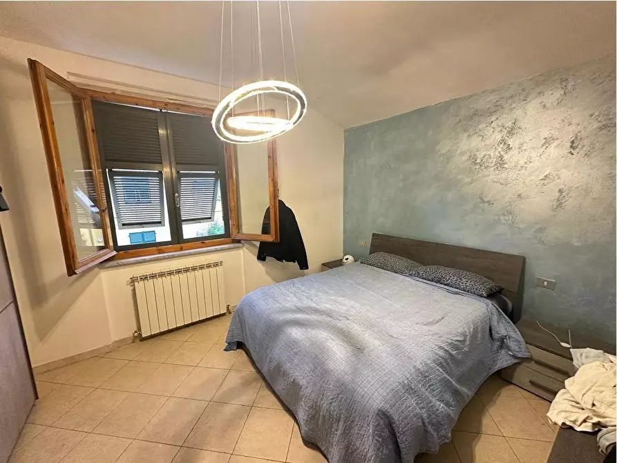 Immagine 9 di Appartamento in vendita  a Sarzana