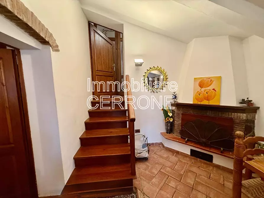 Immagine 11 di Appartamento in vendita  a Cecina