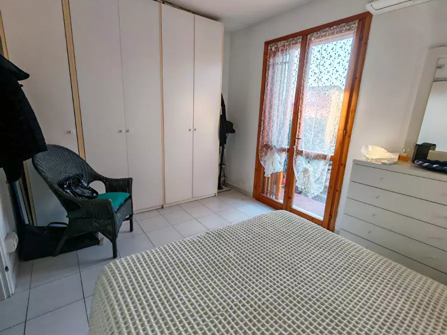 Immagine 18 di Appartamento in affitto  a Carrara