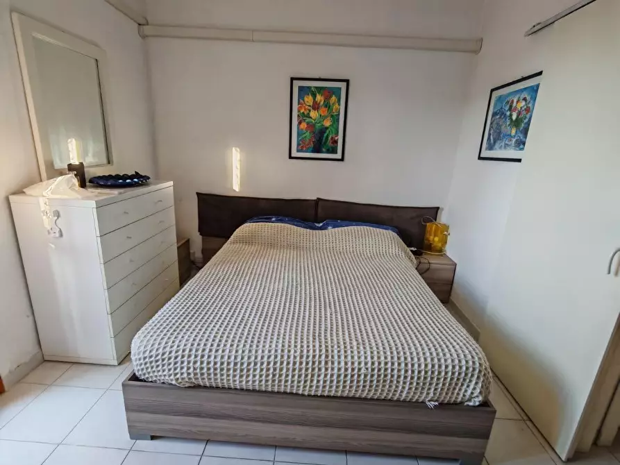 Immagine 23 di Appartamento in affitto  a Carrara