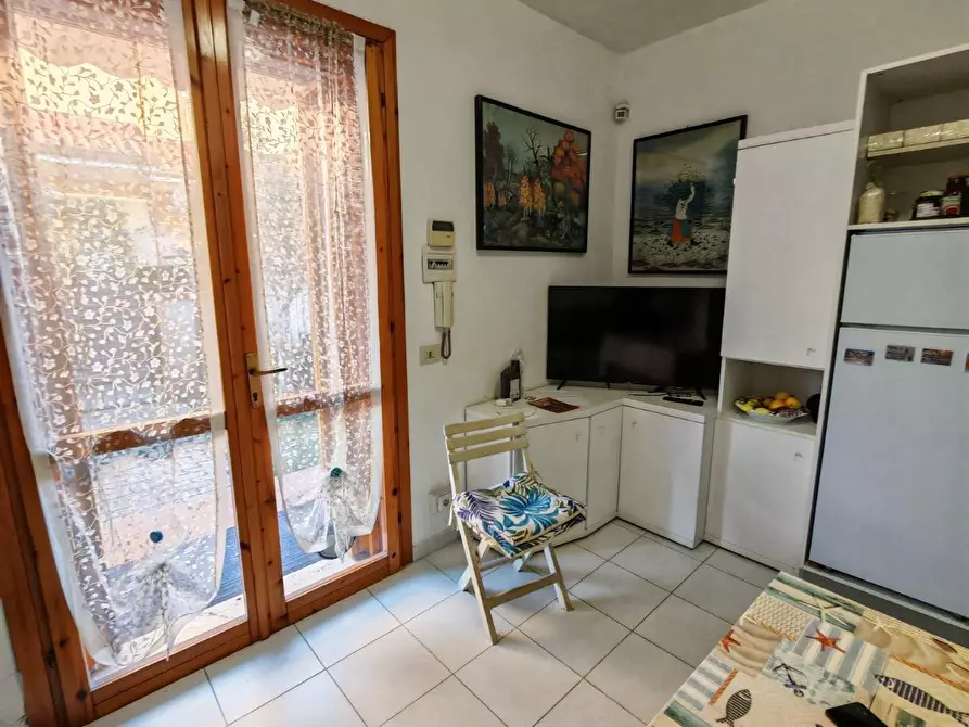 Immagine 3 di Appartamento in affitto  a Carrara