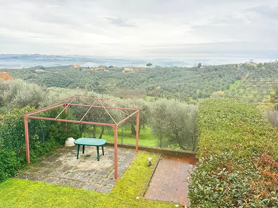 Immagine 22 di Villetta a schiera in vendita  a Vinci