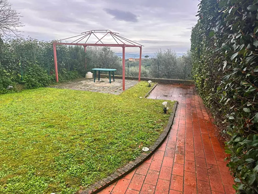 Immagine 2 di Villetta a schiera in vendita  a Vinci