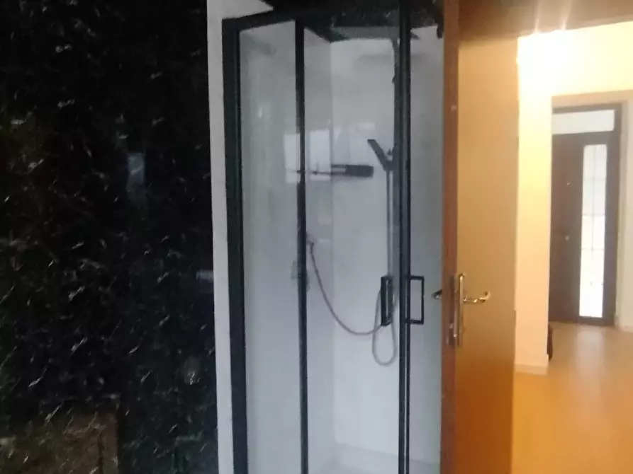 Immagine 9 di Appartamento in vendita  a Vezzano Ligure